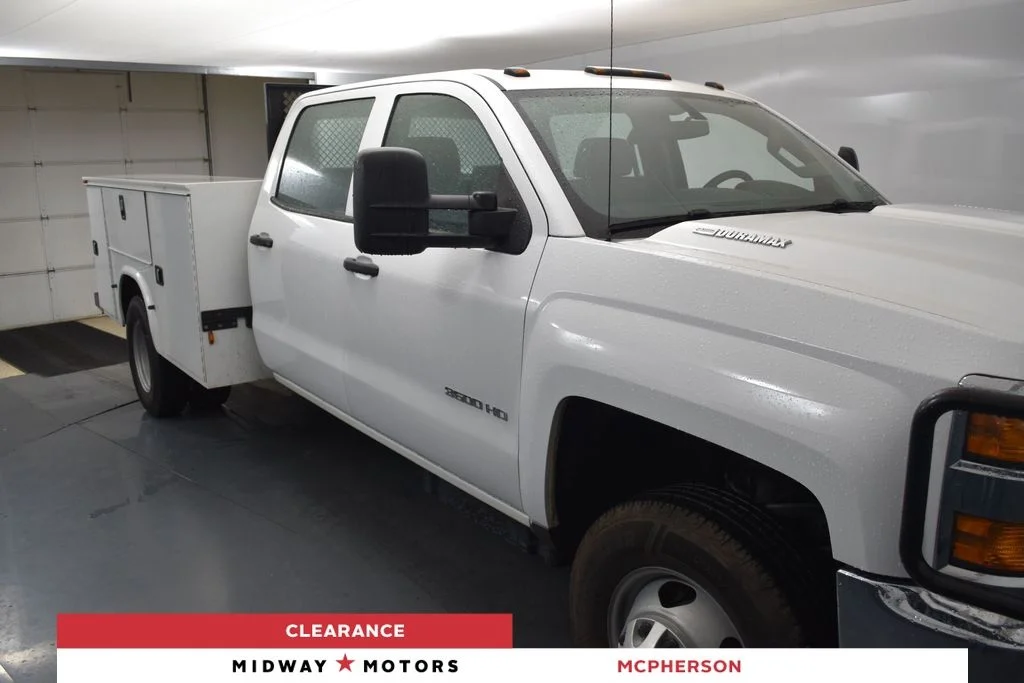 Used 2015 White Chevrolet Work Truck image 1