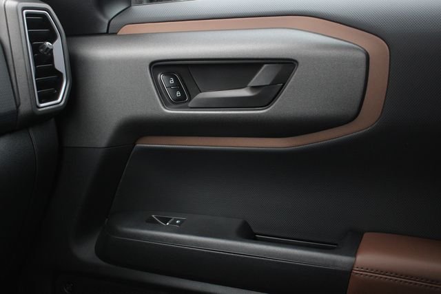 New 2026 Carbonized Gray Metallic Ford Outer Banks image 22