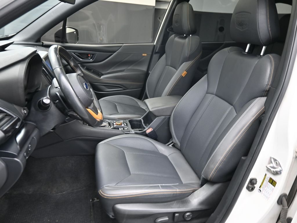 Used 2023 Crystal White Pearl Subaru Wilderness image 11