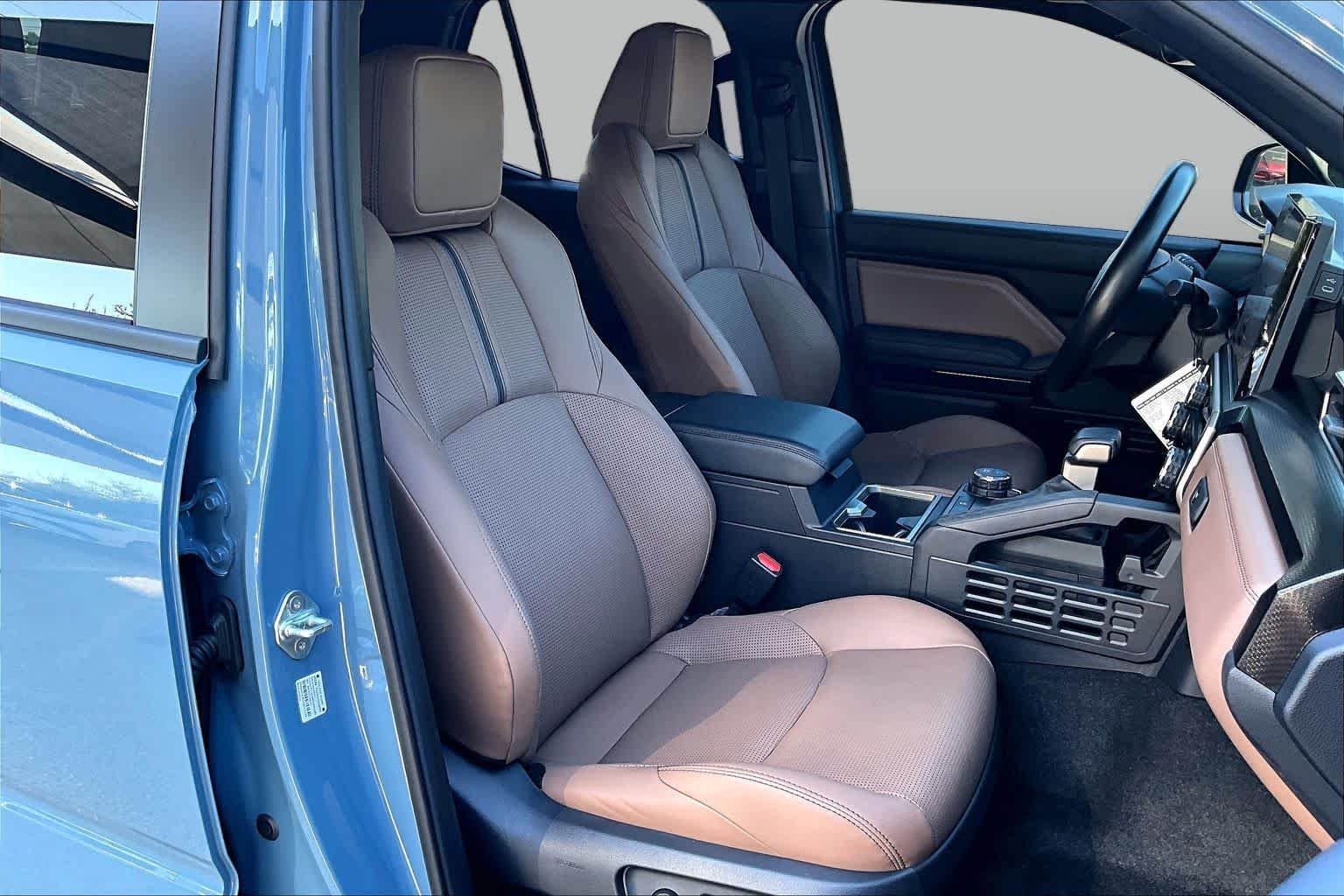 Used 2025 Heritage Blue Toyota Limited image 9