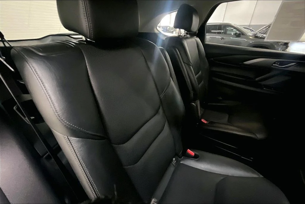 Used 2023 Blue Mazda Touring image 27