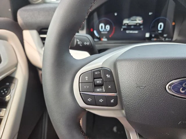New 2026 Star White Metallic Tri-Coat Ford Active image 21