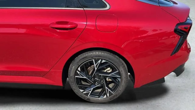 Used 2025 Red Kia GT-Line image 28