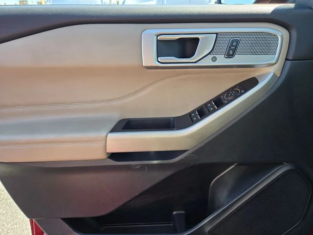 Used 2023 Red Ford Limited image 35