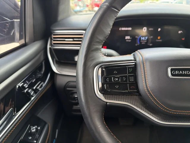 Used 2023 Black Jeep Series III image 29