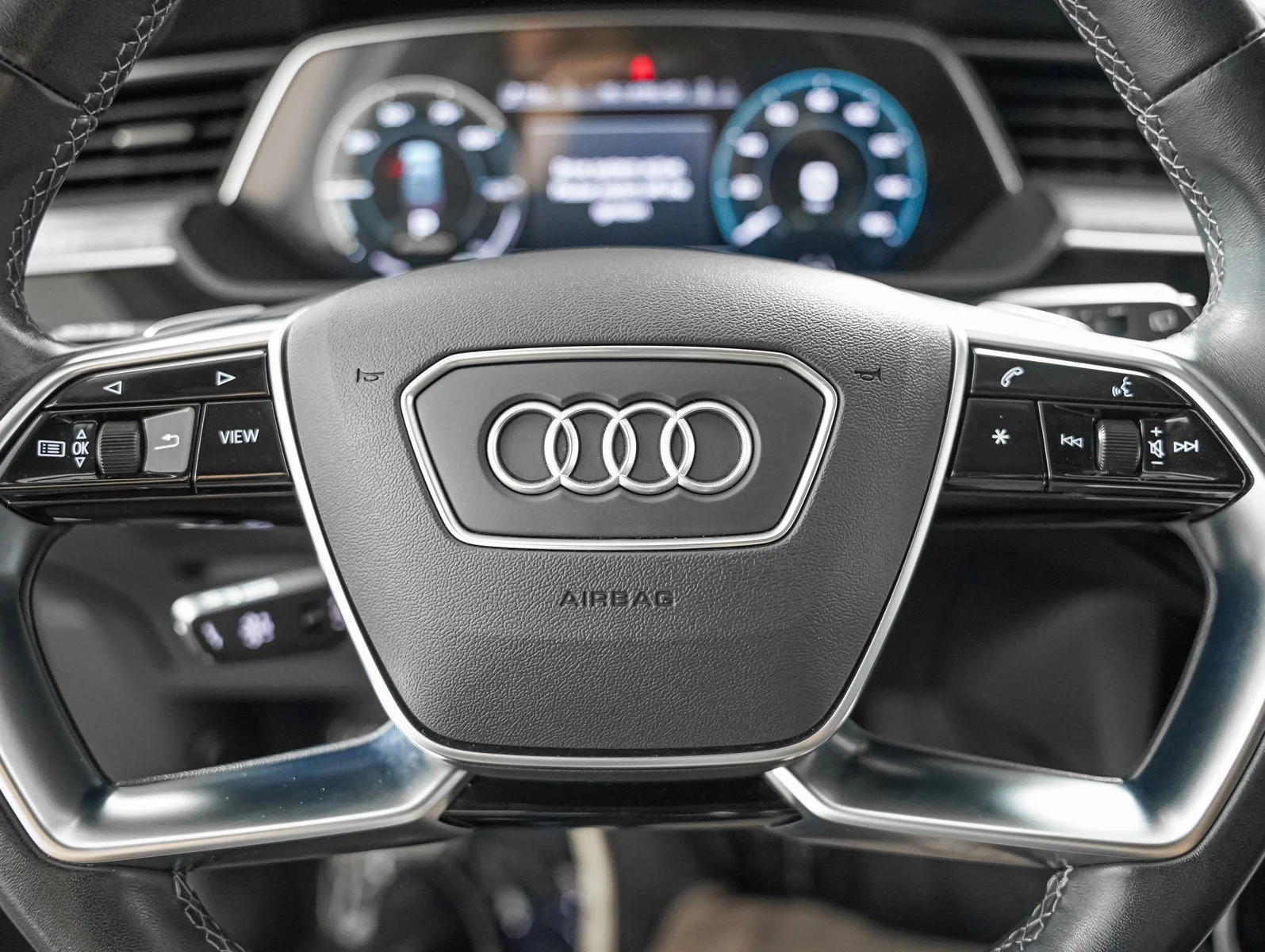 Used 2024 Chronos Gray Audi Premium Plus image 15