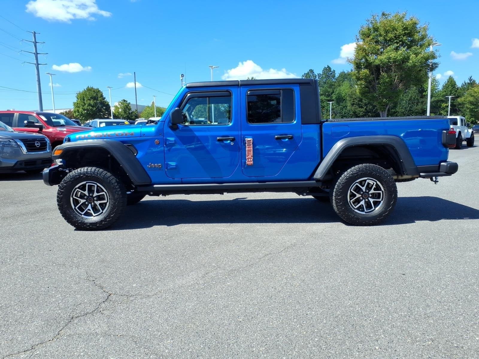 Used 2024 Hydro Blue Pearlcoat Jeep Rubicon image 3