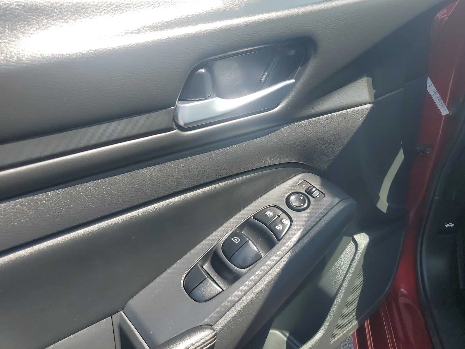2025 Nissan Altima SV - Photo 23