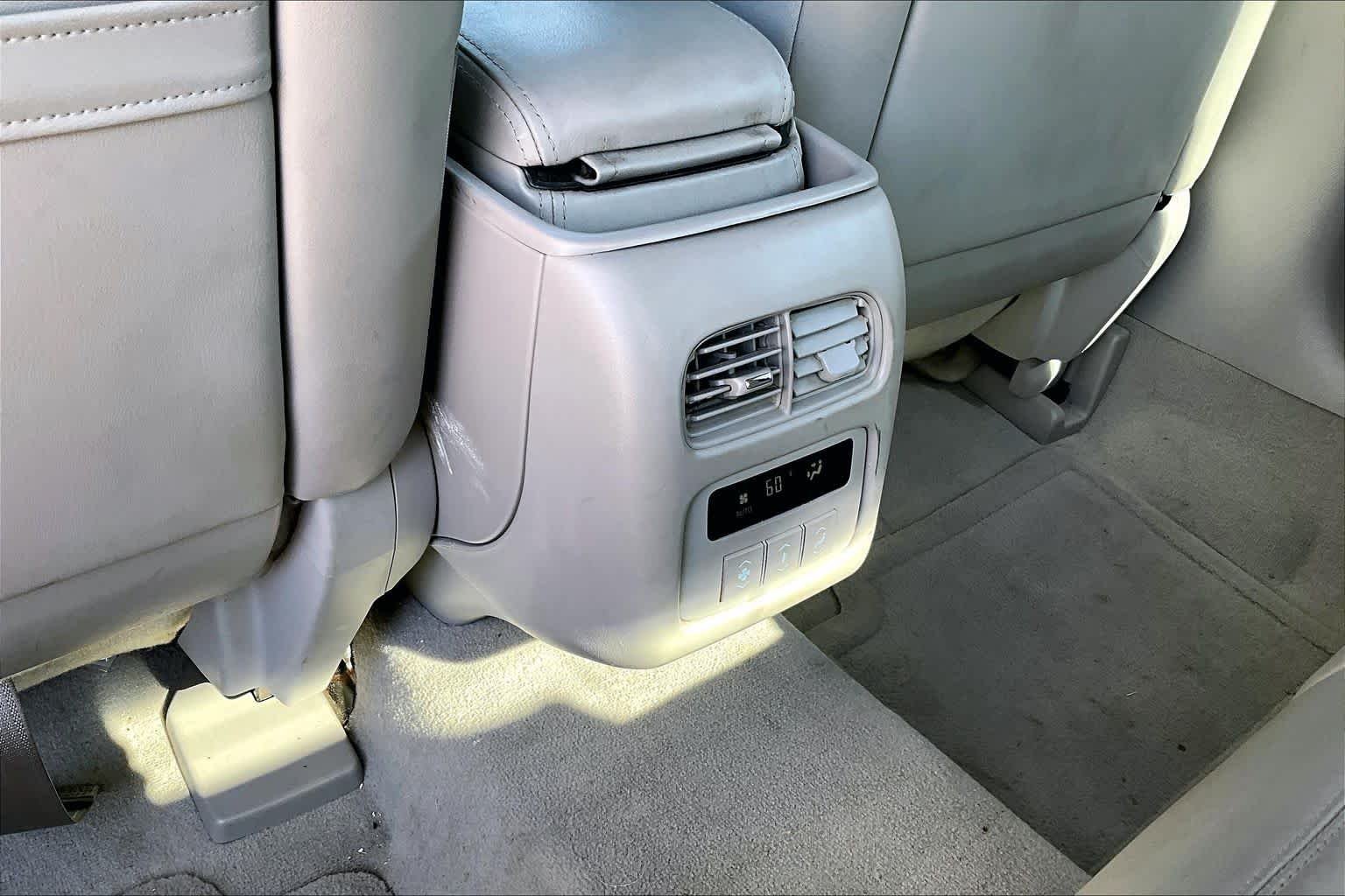 Used 2011 Radiant Silver Metallic Cadillac Luxury Collection image 32