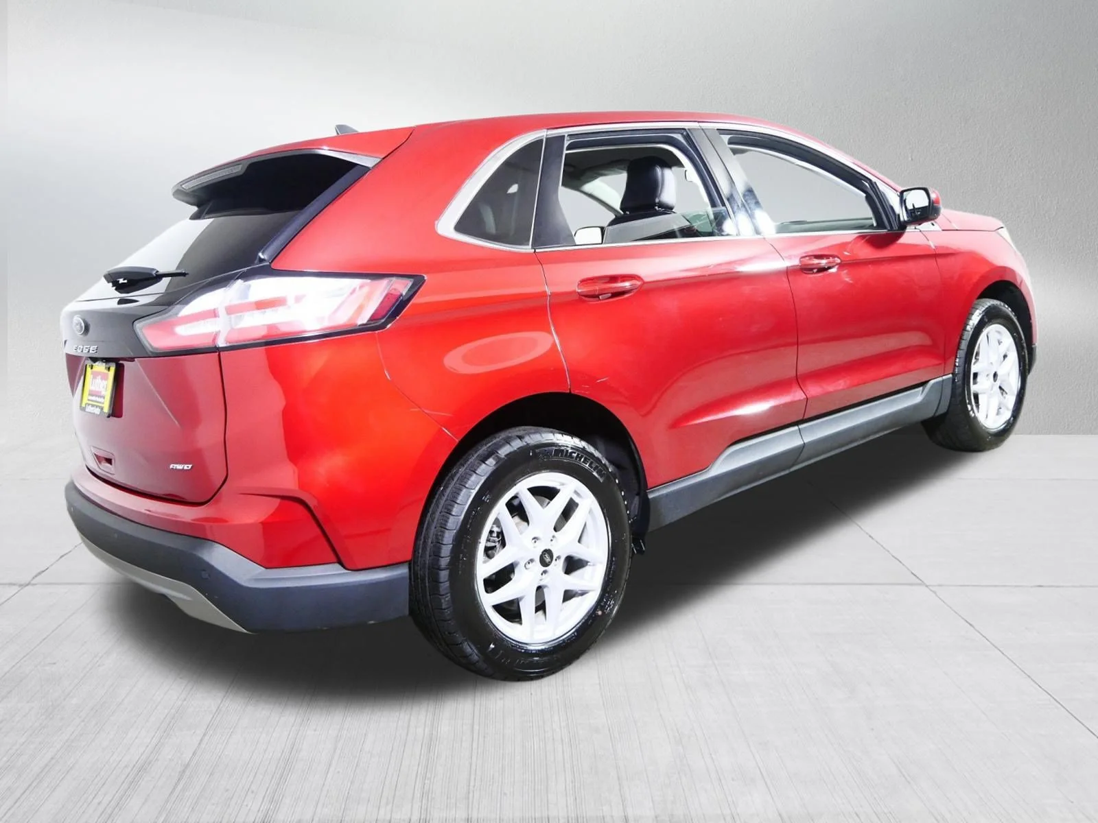Used 2023 Rapid Red Metallic Tinted Clearcoat Ford SEL image 7