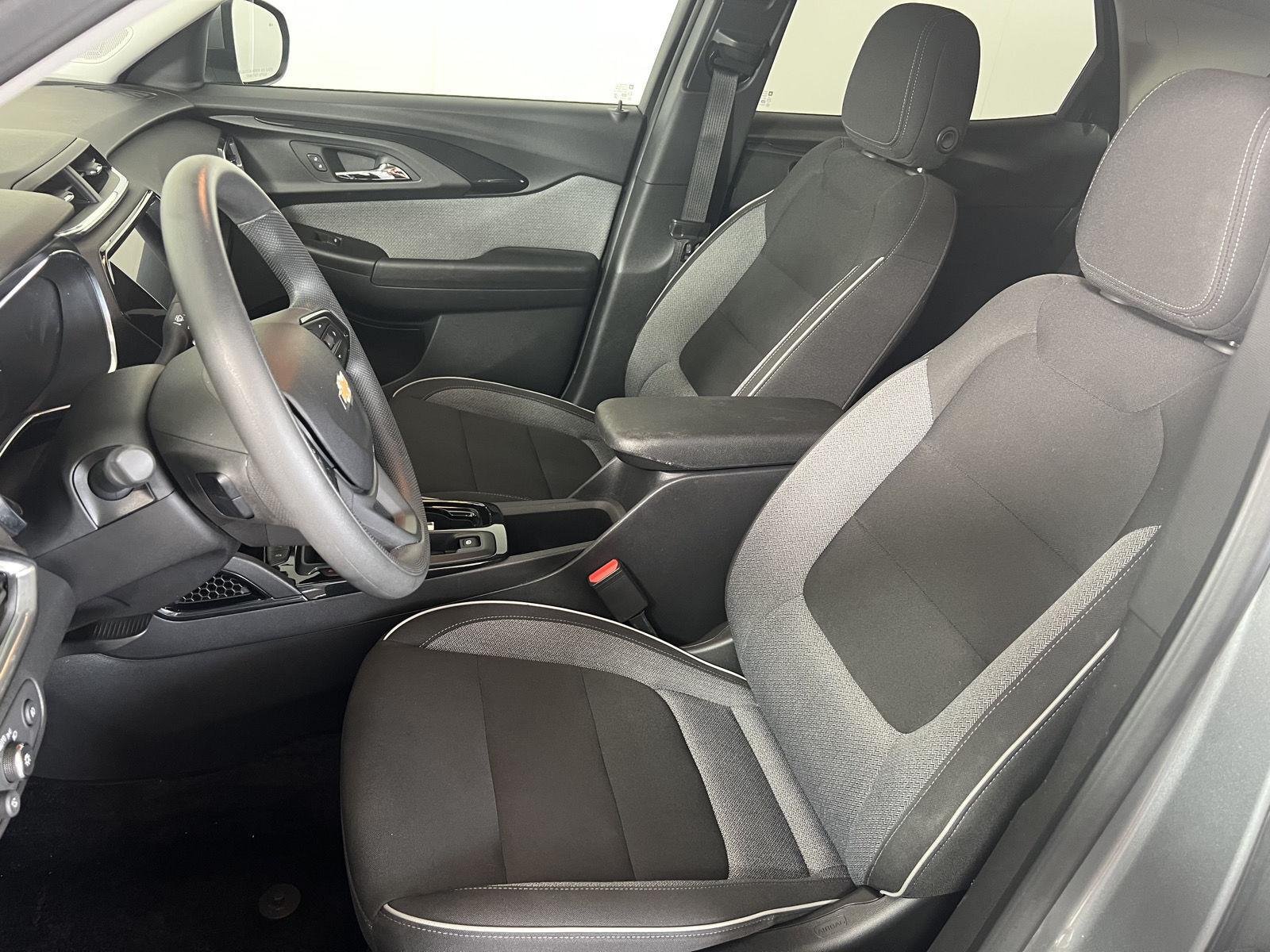 Used 2023 Sterling Gray Metallic Chevrolet LT image 5