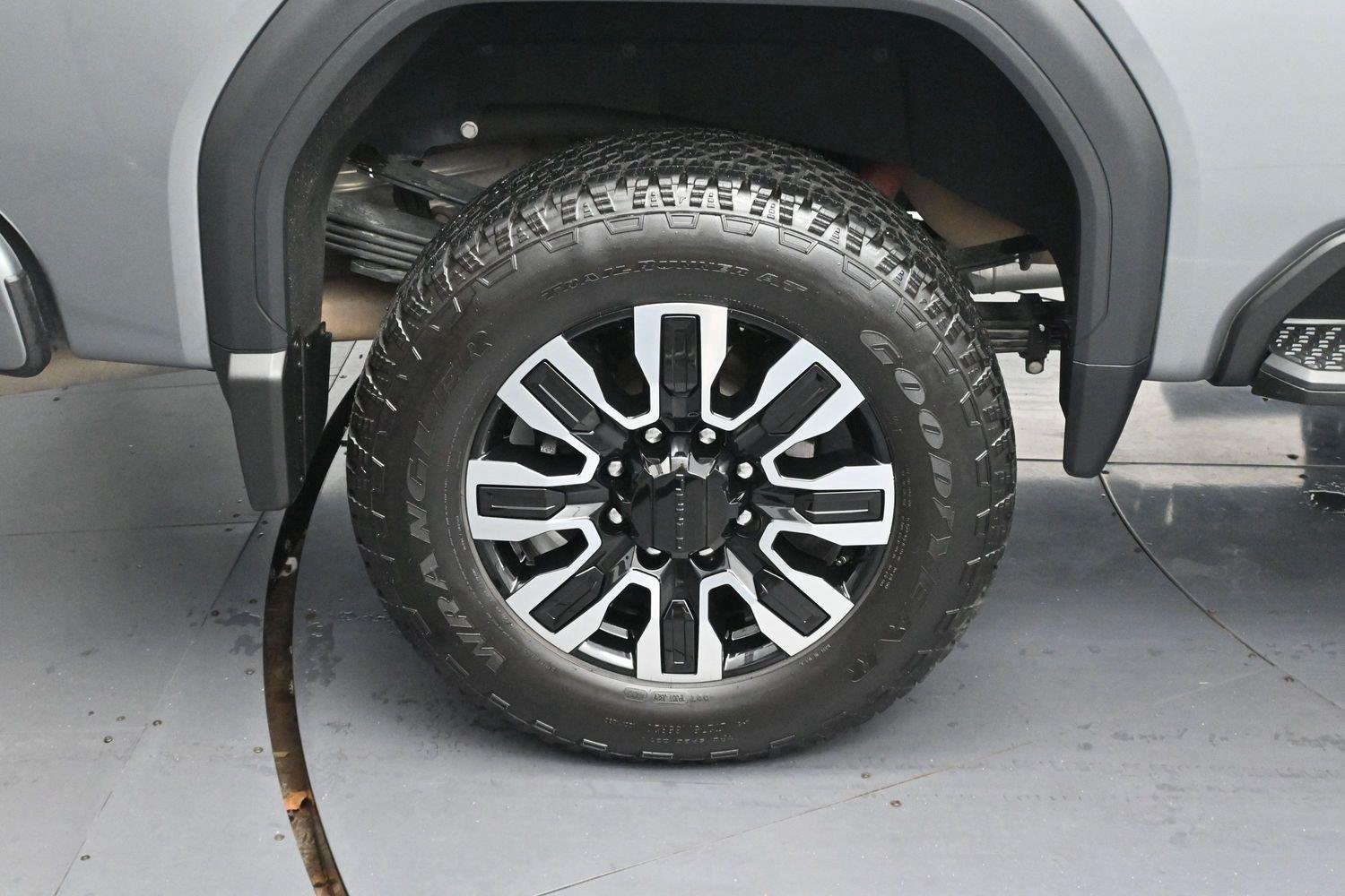 Used 2026 Sterling Metallic GMC Denali Ultimate image 40