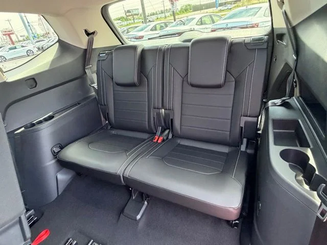 New 2026 White Volkswagen 2.0T SEL image 10