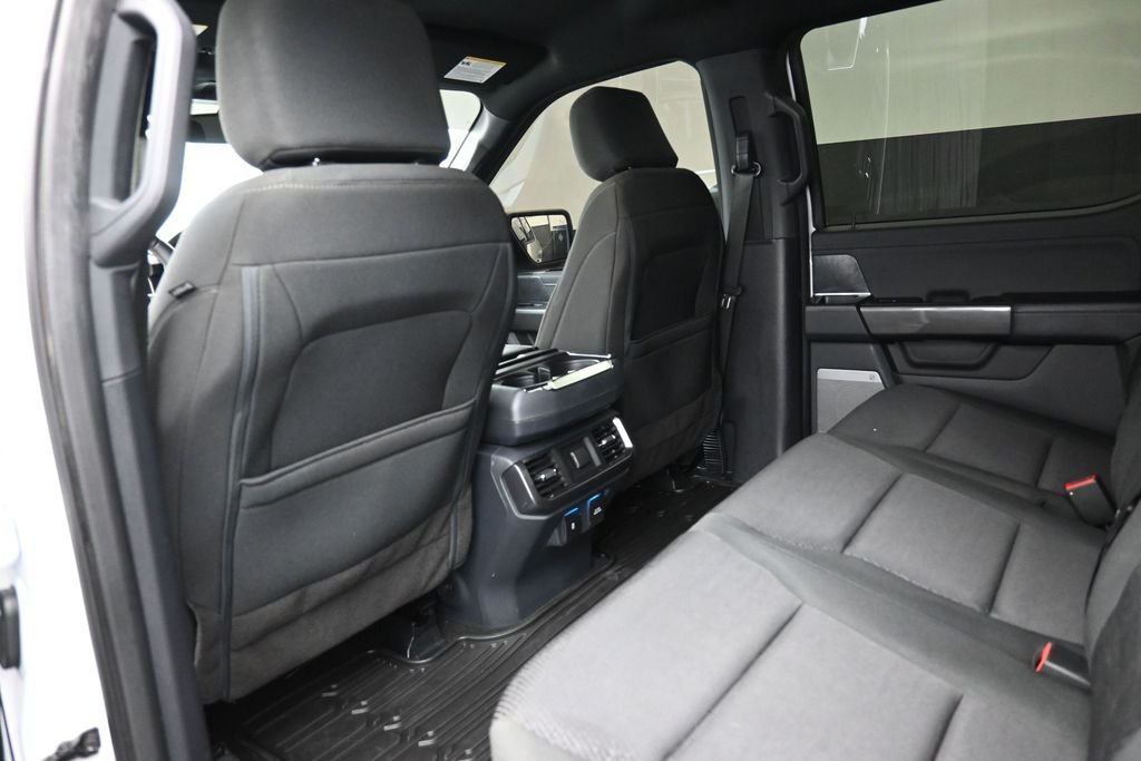 Used 2023 White Ford XLT image 25