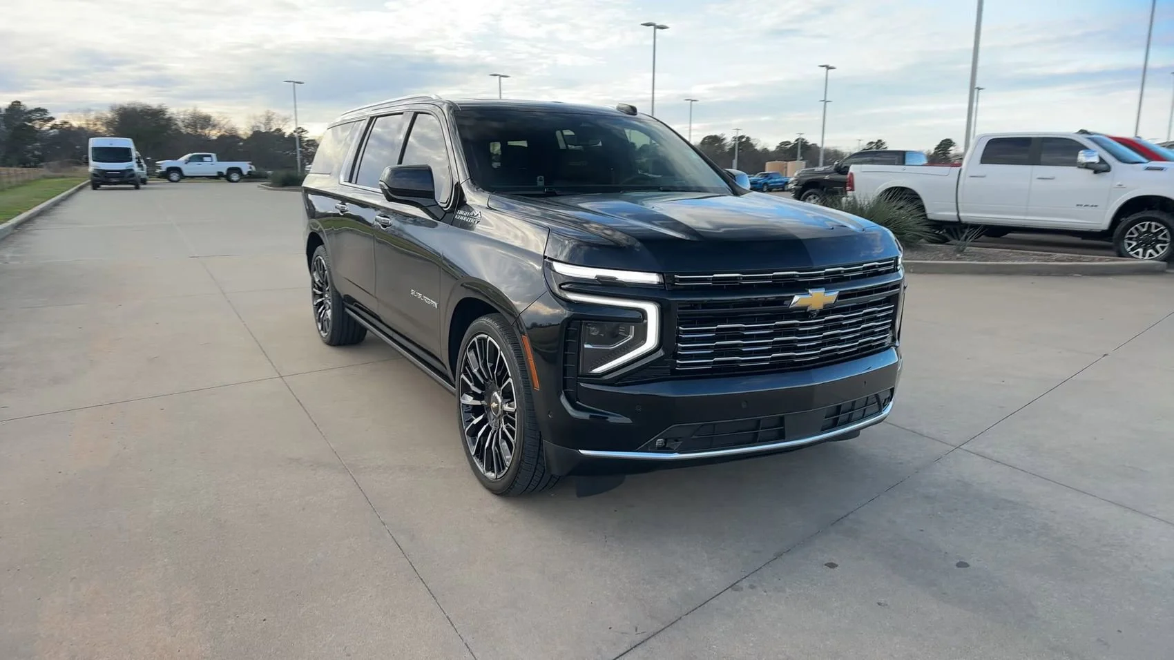 Used 2025 Black Chevrolet High Country image 3