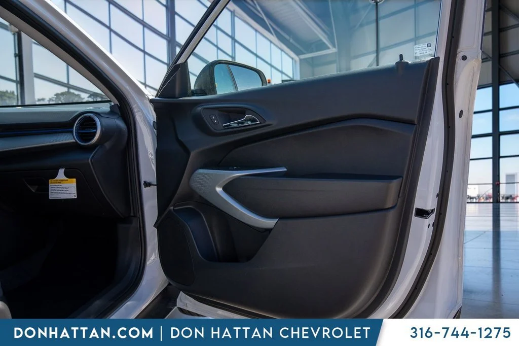 2026 Chevrolet Trax LS - Photo 24