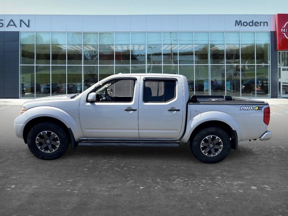 Used 2018 Brilliant Silver Nissan PRO-4X image 9