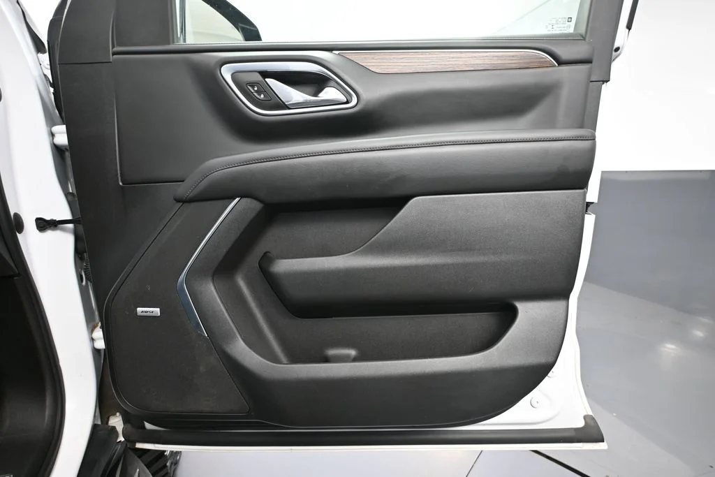Used 2021 White Chevrolet High Country image 56