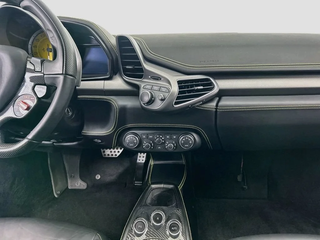 Used 2014 Nero Ferrari  image 13