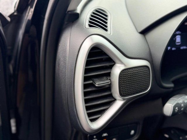 Used 2022 Black Kia LX image 33