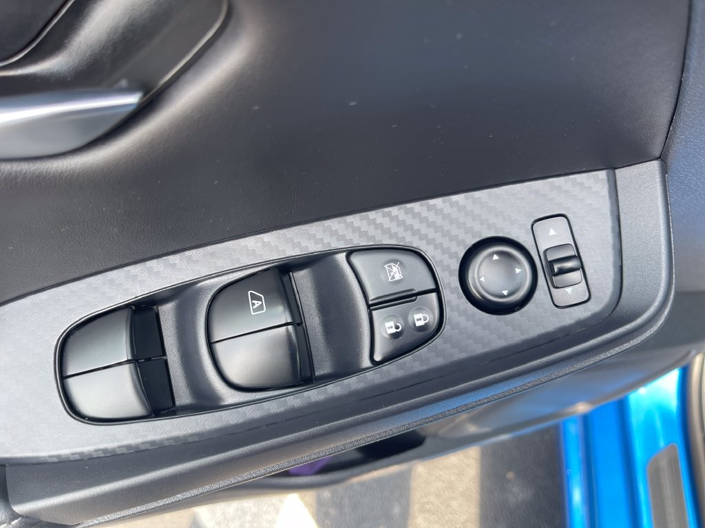Used 2023 Blue Nissan SV image 13