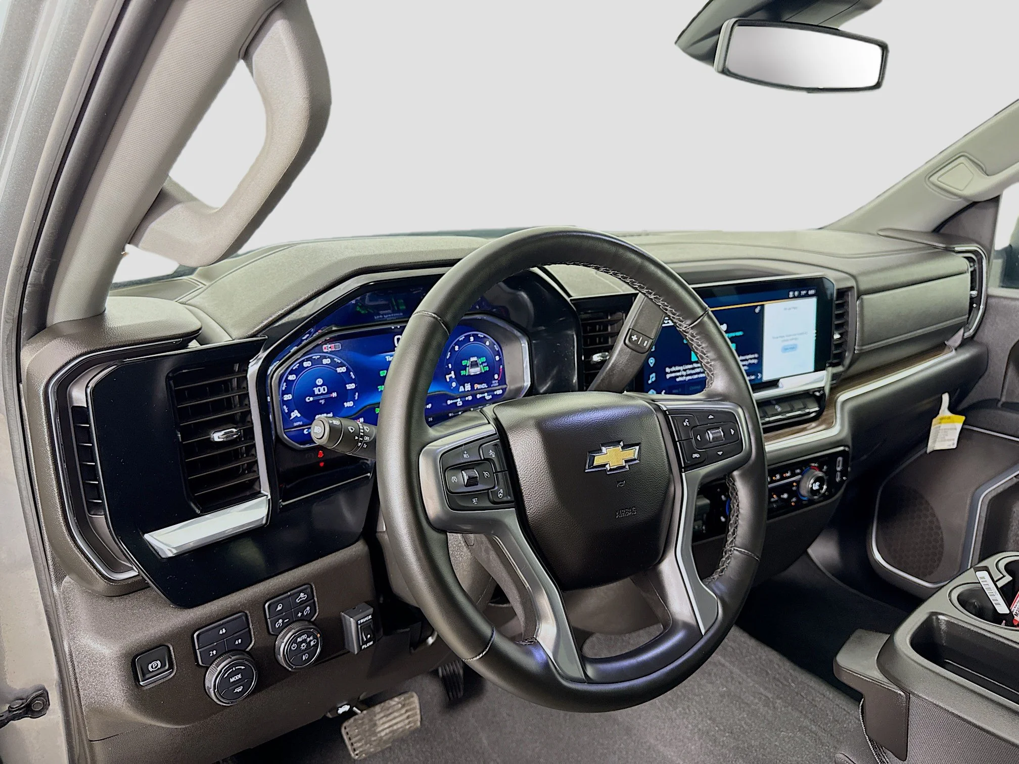 Used 2025 Sterling Gray Metallic Chevrolet LT image 11