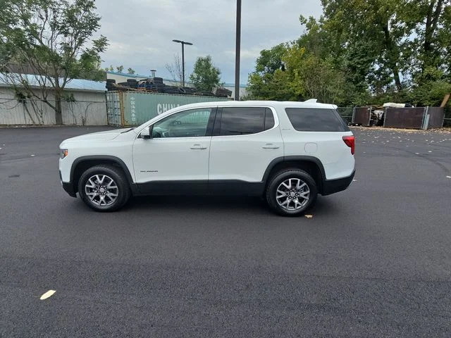 Used 2023 White GMC SLE image 11