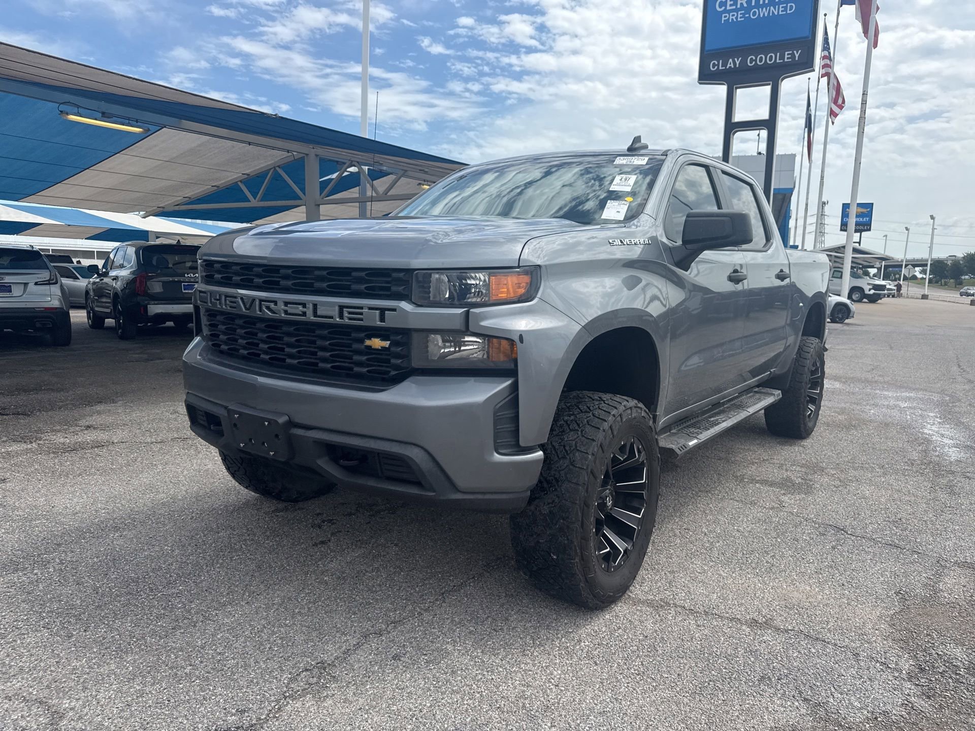2020 Chevrolet Silverado 1500 Custom 4X4 Crew Cab Short Box's photo