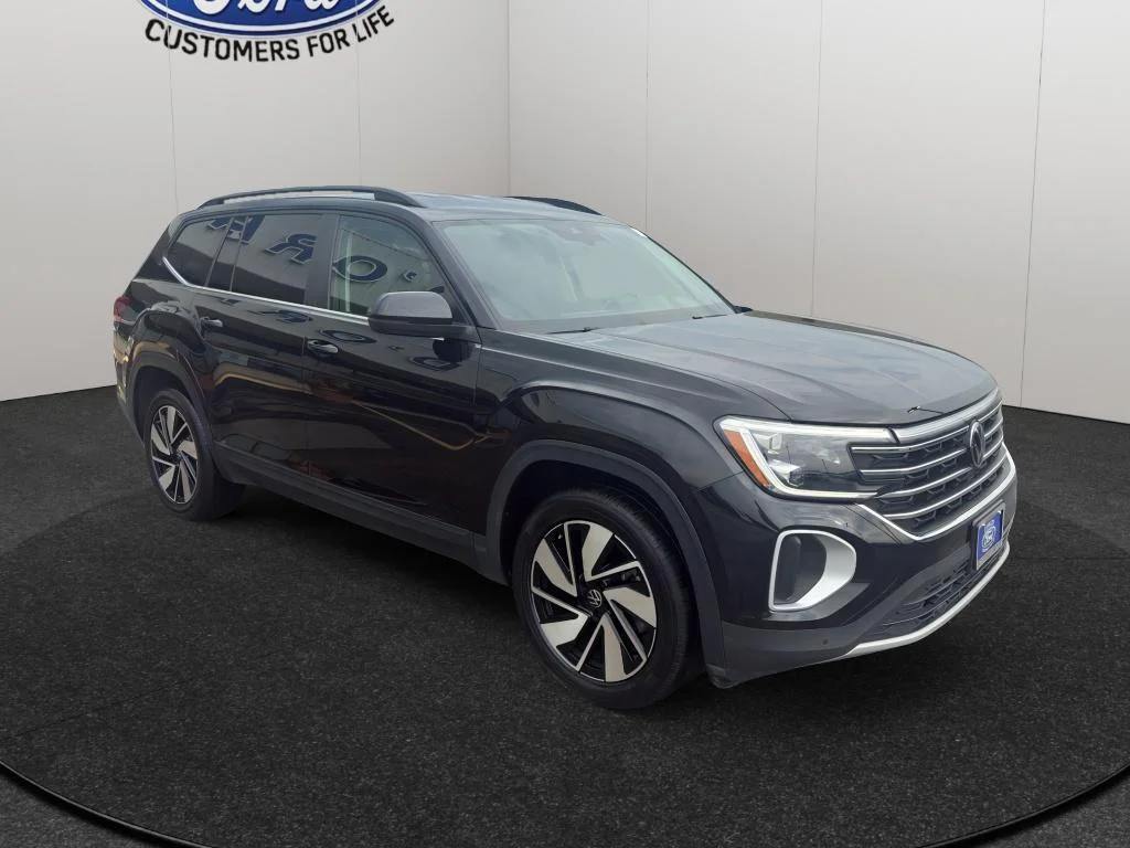 2024 Volkswagen Atlas SE w/Tech