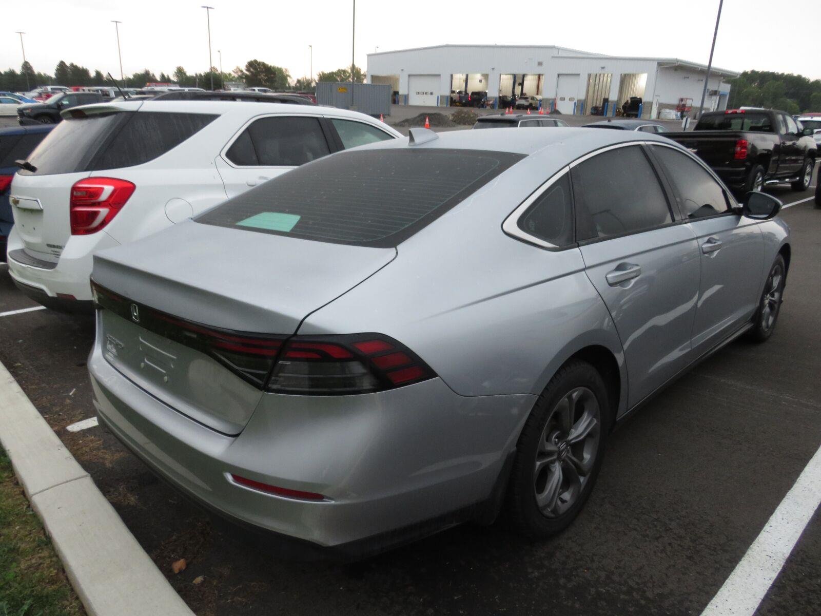 Used 2024 Solar Silver Metallic Honda EX image 9