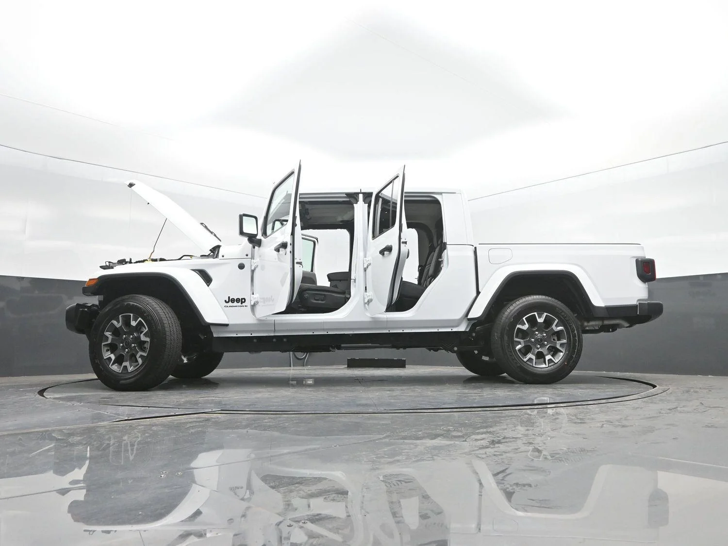 New 2026 Bright White Clear-Coat Exterior Paint Jeep Sahara image 49