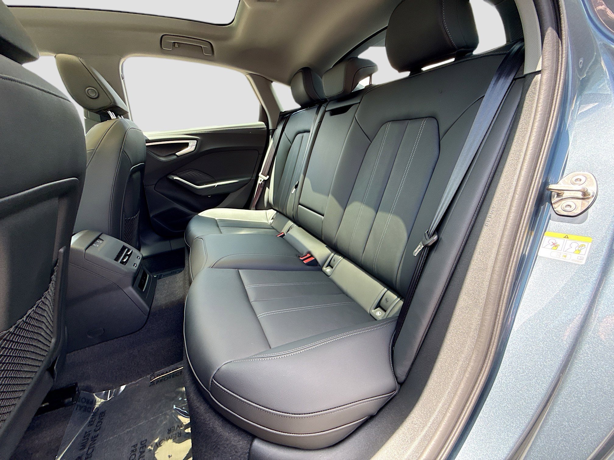 New 2026 Horizon Blue Metallic Audi Premium image 20