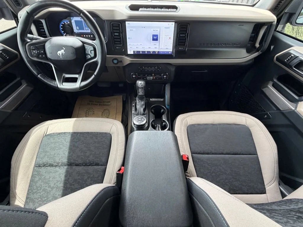 Used 2023 Black Ford Wildtrak image 12