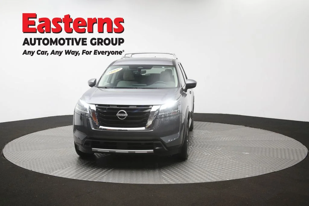 Used 2023 Gray Nissan SL image 53