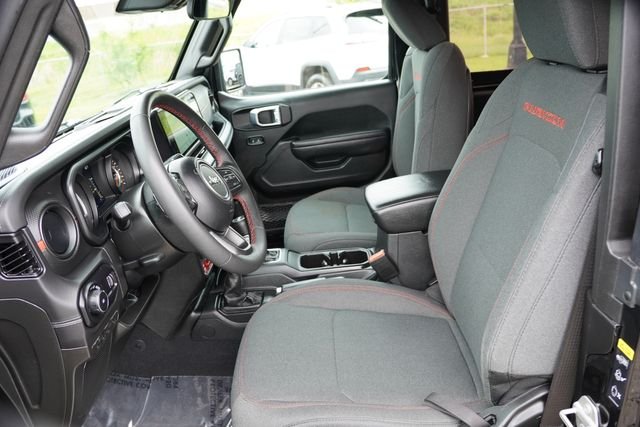 Used 2024 Black Jeep Rubicon image 16