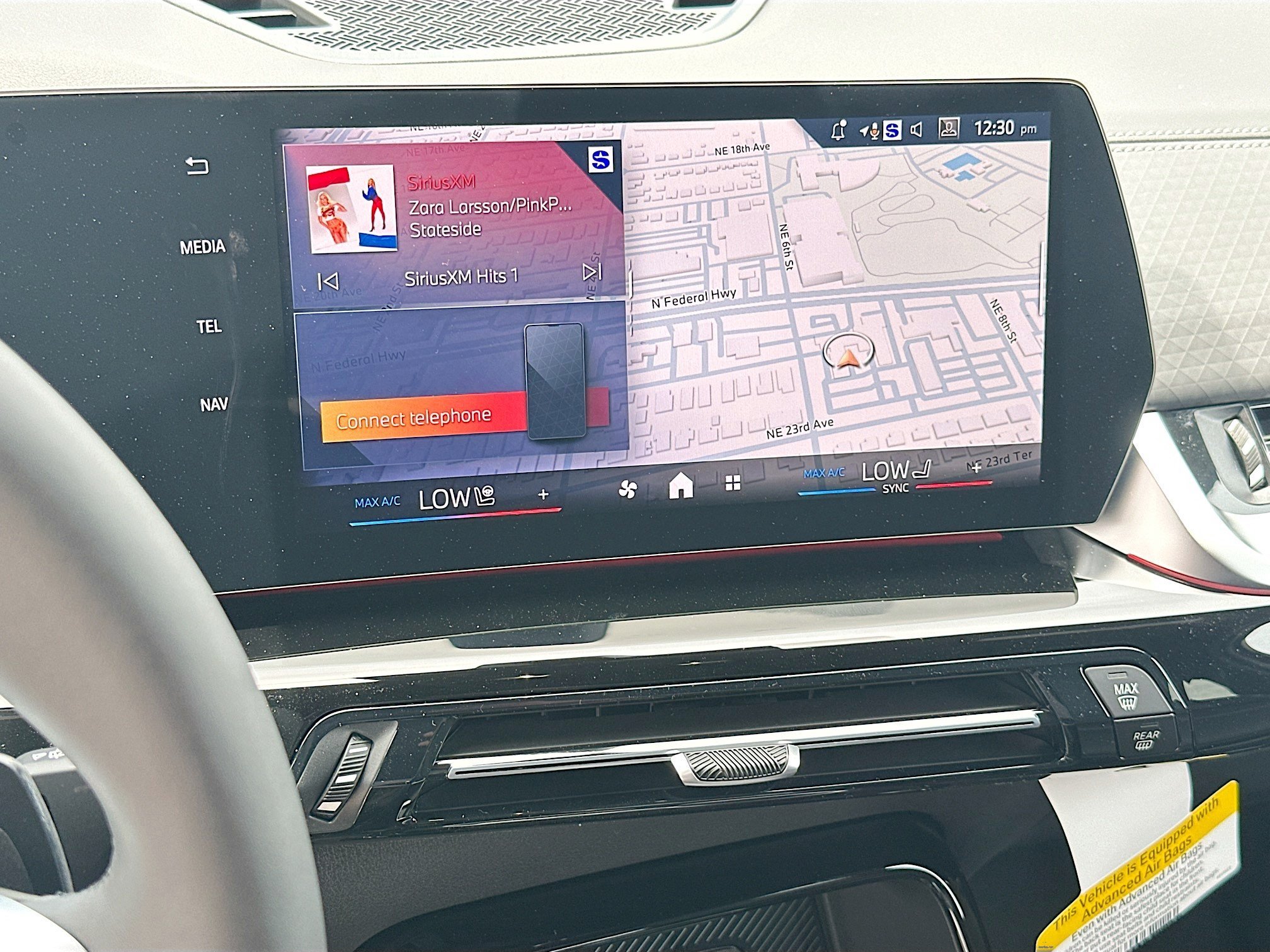 New 2026 Vegas Red Metallic BMW xDrive28i image 9