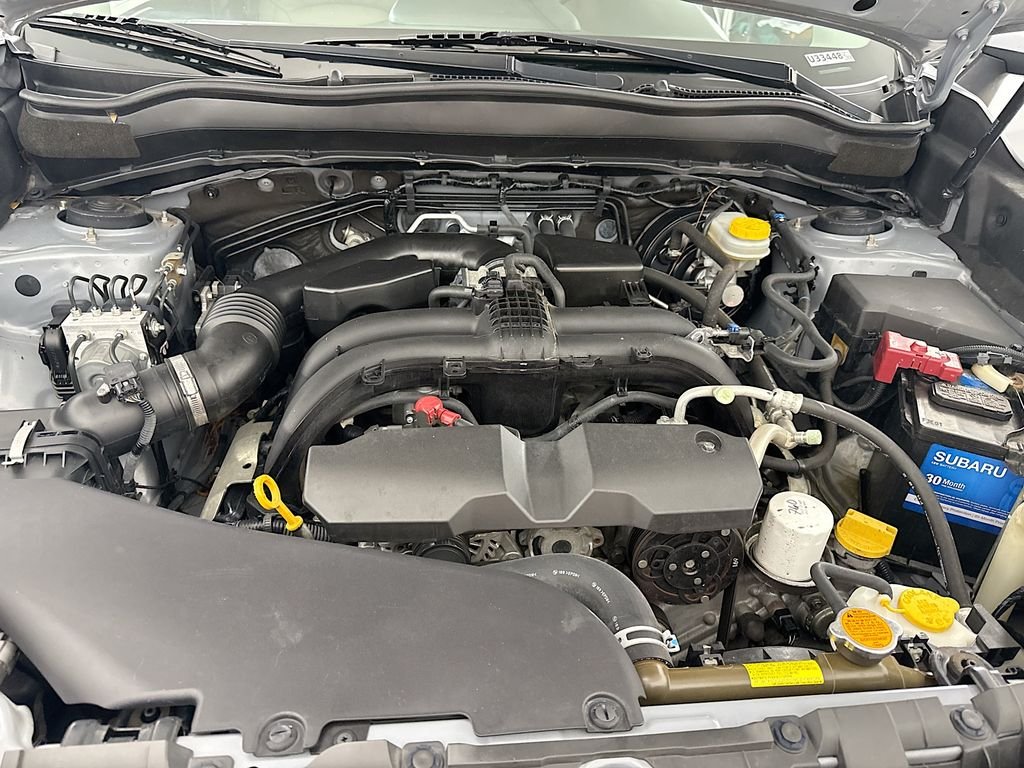 Used 2017 Ice Silver Metallic Subaru Premium image 30