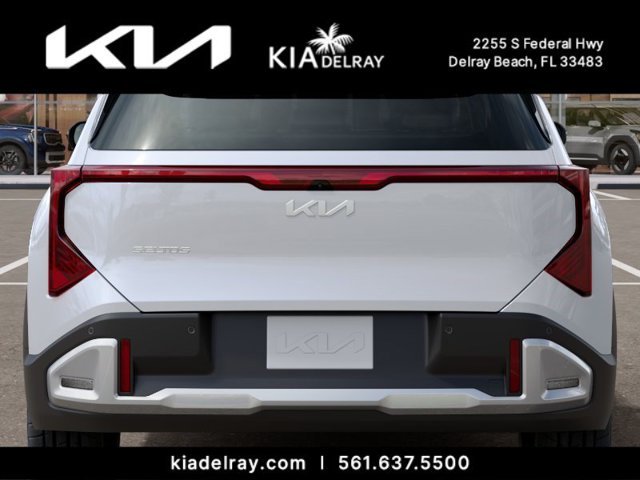 New 2027 Snow White Pearl Kia EX image 13