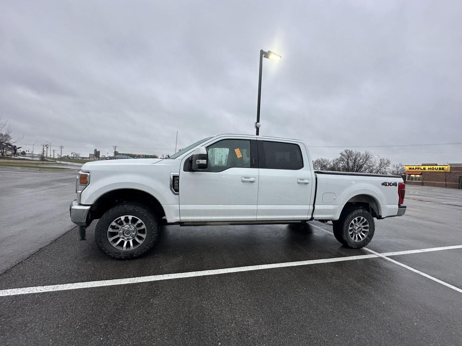 Used 2022 Ford F-250 Super Duty Lariat with VIN 1FT7W2BN0NEC89618 for sale in Kansas City