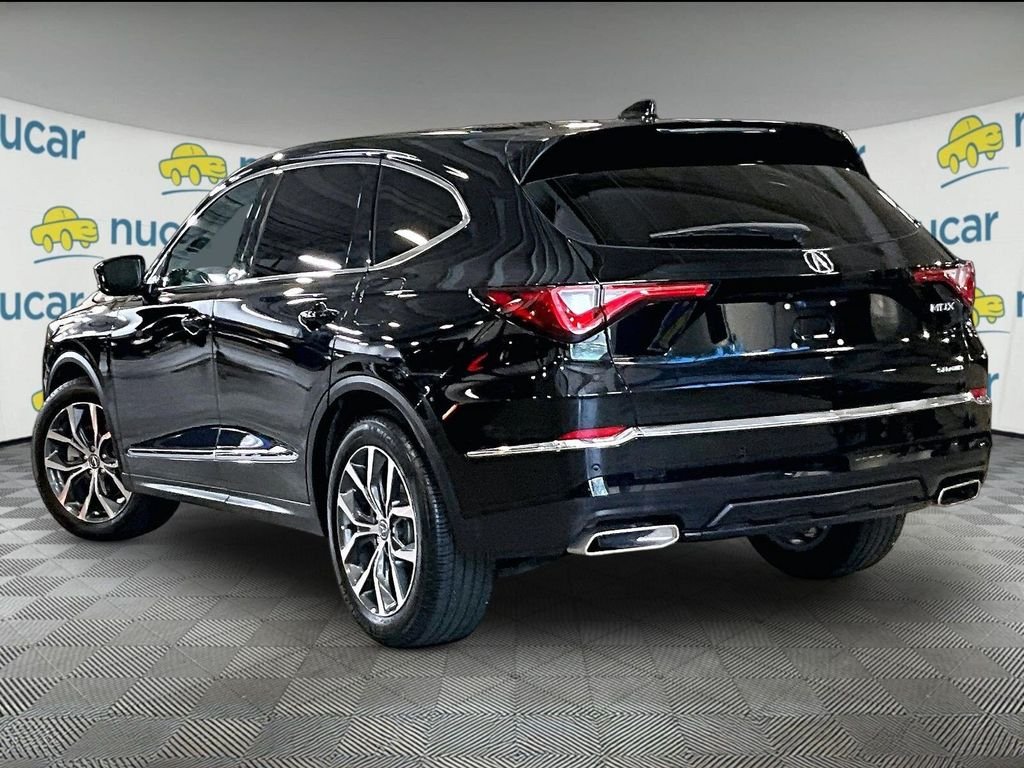Used 2023 Black Acura Technology image 4