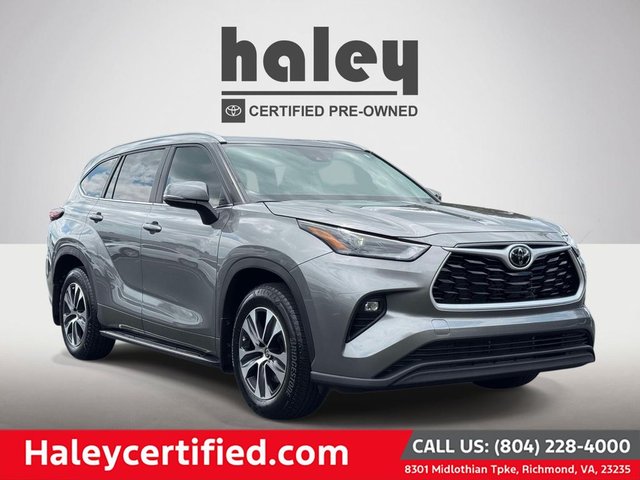 2025 Toyota Highlander XLE