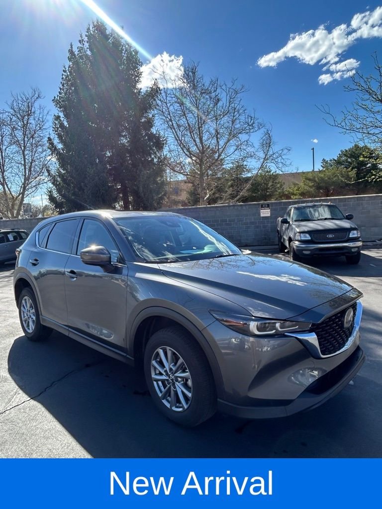 2023 Mazda CX-5 S Preferred package