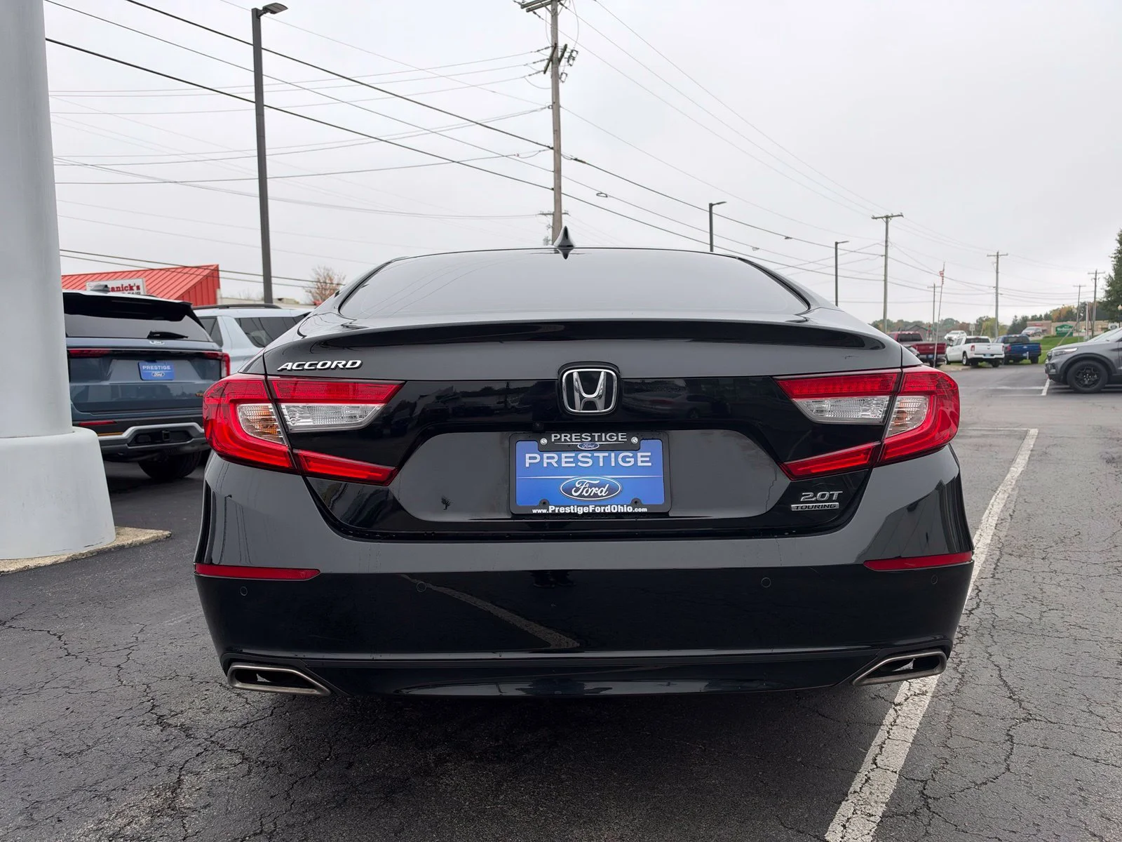 Used 2020 Black Honda Touring 2.0T image 4