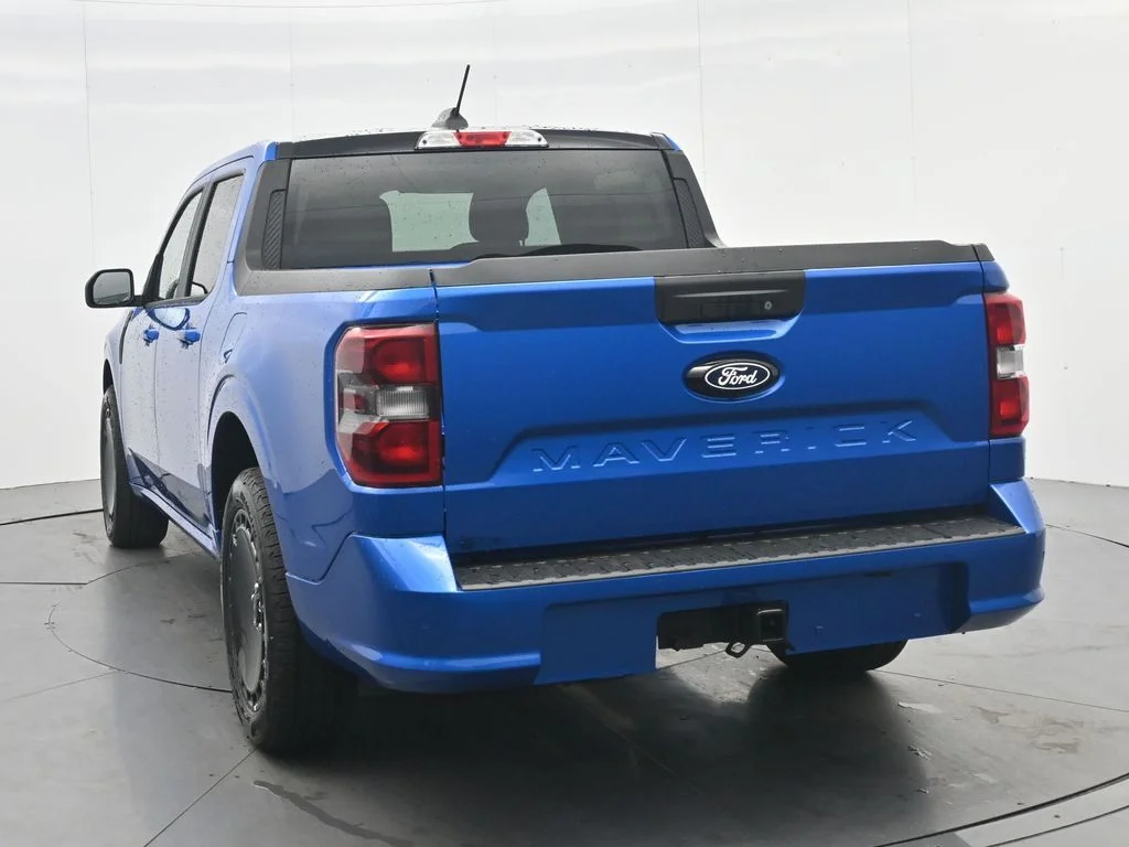New 2026 Velocity Blue Ford Lobo™ image 9