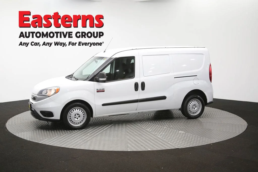 Used 2022 White Ram Base image 57