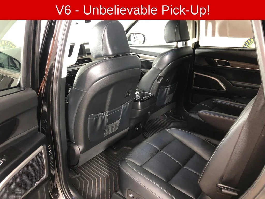 Used 2022 Black Kia EX image 15