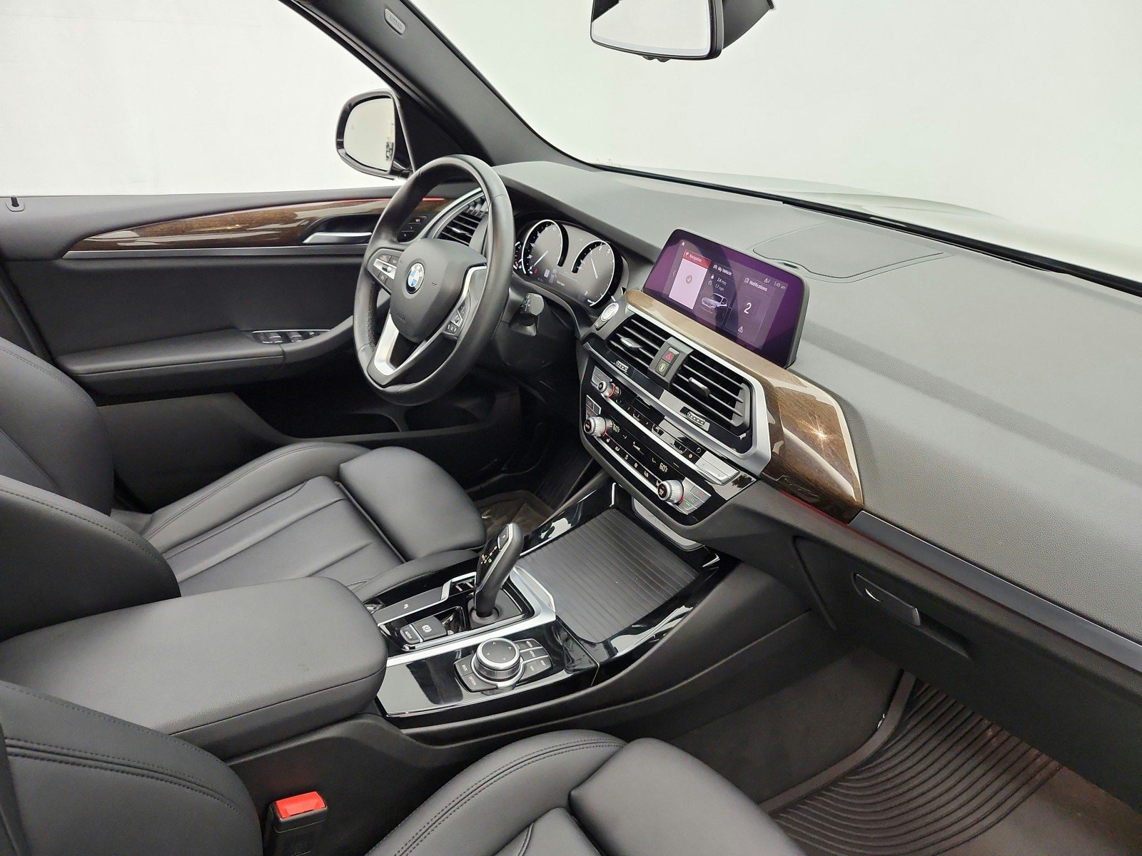 Used 2021 Jet Black BMW sDrive30i Sports Activity Vehicle image 18