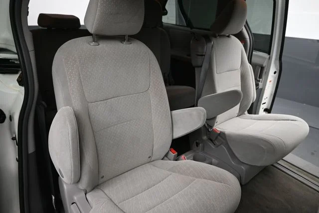 Certified Used 2018 Super White Toyota LE image 24
