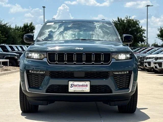 New 2026 Steel Blue Exterior Paint Jeep Limited image 3