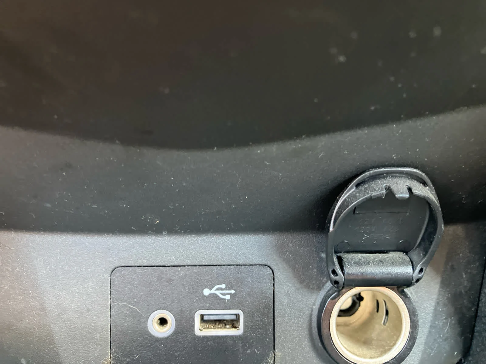 Used 2020 Magnetic Black Pearl Nissan SV image 27